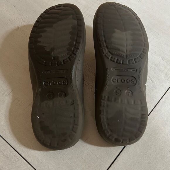 CROCS Khaki Sandals - Picture 4 of 5